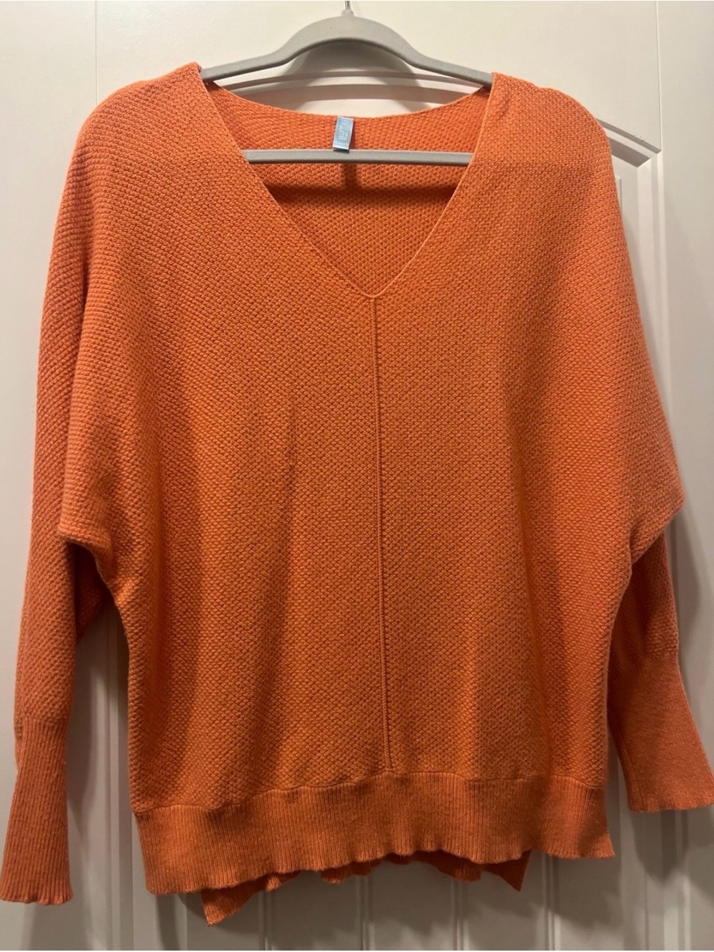 Amazon Women's V-Neck Lightweight Sweater - Orange